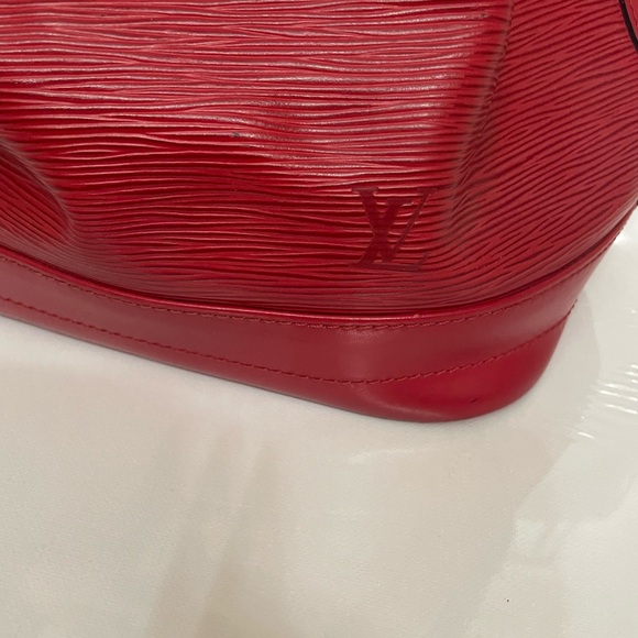 Louis Vuitton Noe Epi Leather Bucket bag- 90’s EUC! - Picture 11 of 14